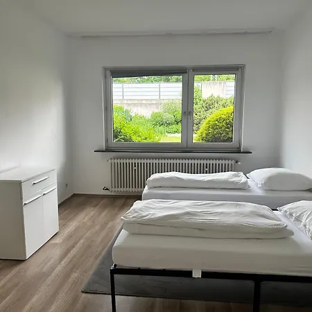 Cozy With Separate Living Area هانوفر
